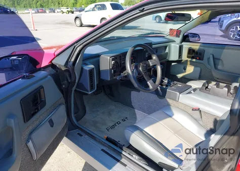 1986 Pontiac Fiero Gt z USA, uszkodzony, nr VIN 1G2PG9791GP267415